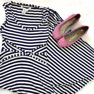 Max Studio Classic Navy Stripe Maxi